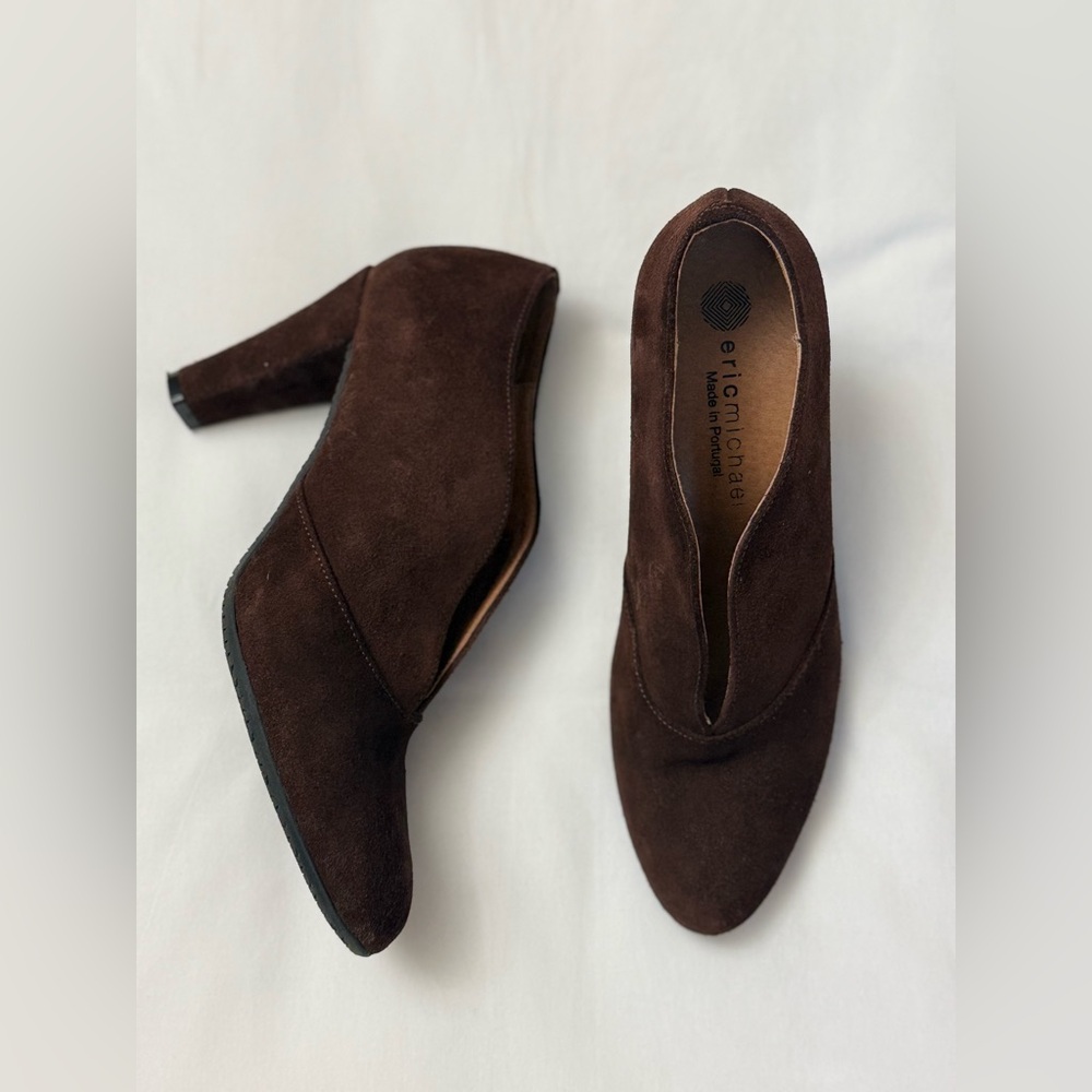 Eric Michael Women’s Brown Suede V-Slit Front Slip-On Heels Leather Size EU 39